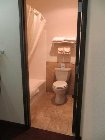 Отель North Park Inn & Suites