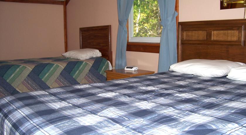 Отель VistaBay Golf and Chalets
