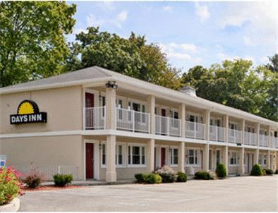 Отель Days Inn Poughkeepsie