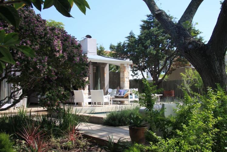 Вилла Shell Cottage