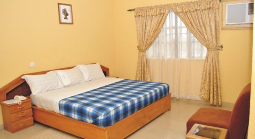 Отель De Busafy Anchor Hotels GRA