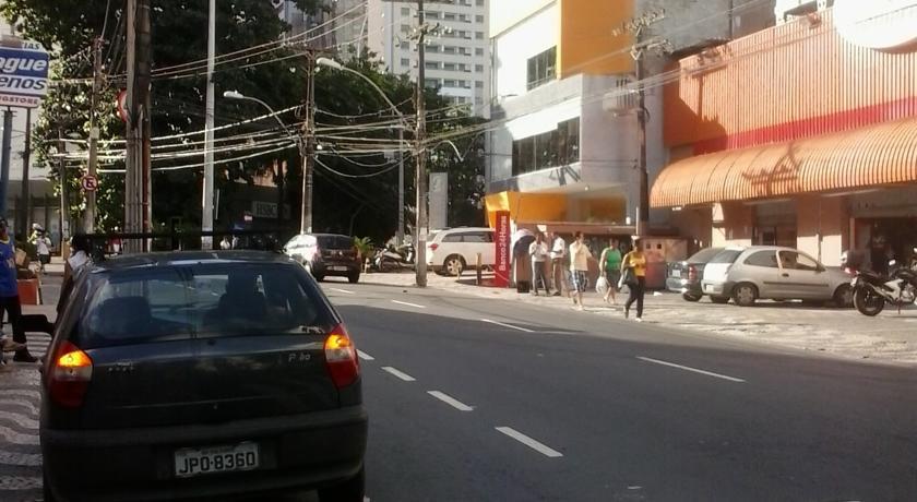 Seu Quarto na Barra