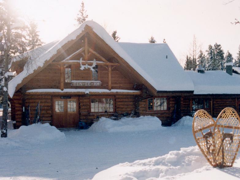 Отель Ten-ee-ah Lodge