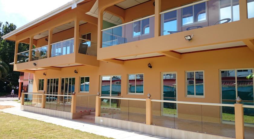 Апартаменты Villa Bedier Self-catering Apartments