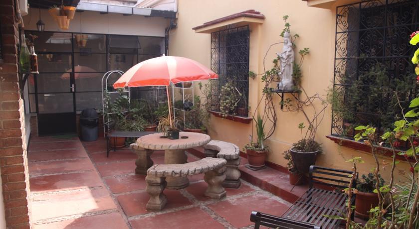 Отель B&B Breakfast Villa de Don Andrés (Hotel)