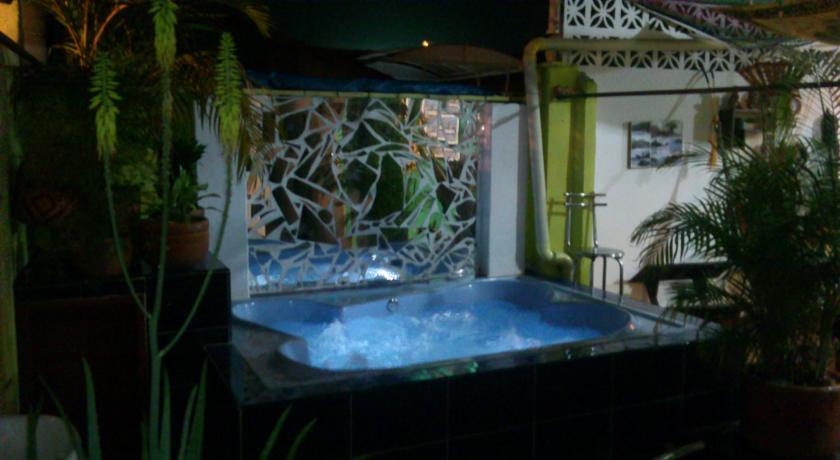 Отель Hostel Santander Aleman