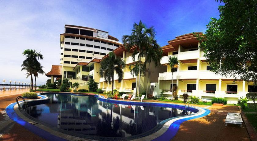 Отель Fortune River View Hotel Nakhon Phanom