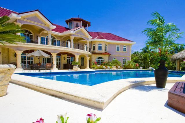 Lionsgate Mansion
