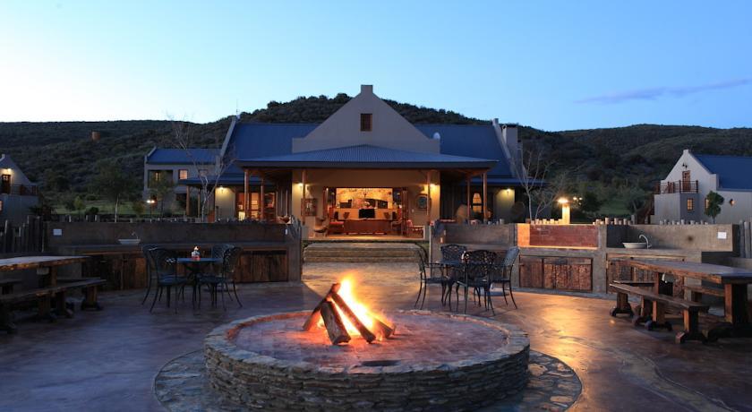 Отель Madi-Madi Karoo Safari Lodge