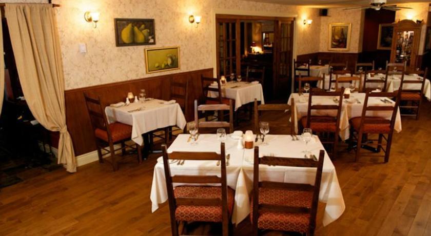 Отель Auberge Le Canard Huppé