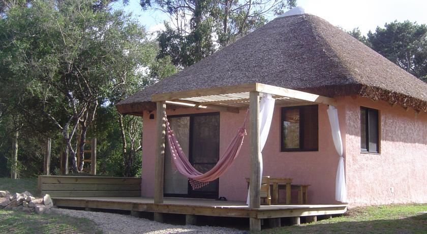 Отель Aloha Village