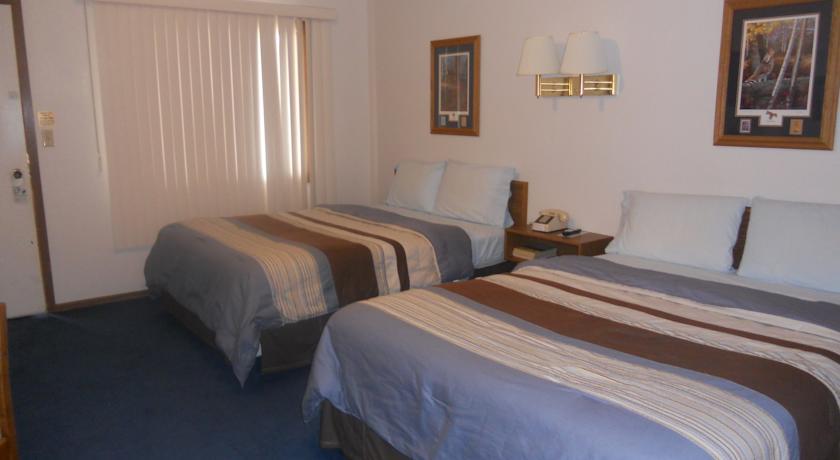 Отель Harbor Inn Motel