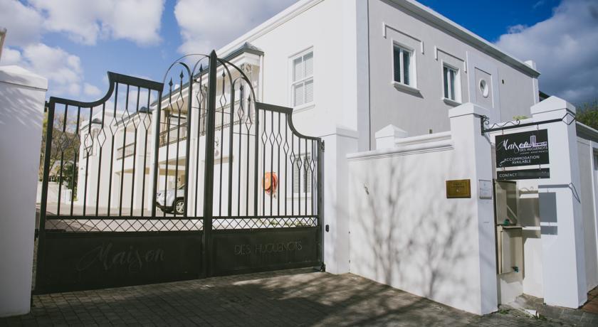Maison Des Huguenots Le Roux