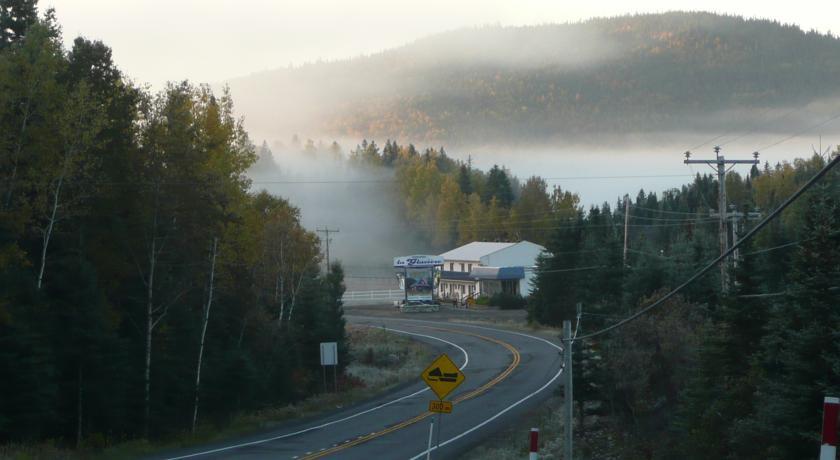 Отель Auberge La Glaciere