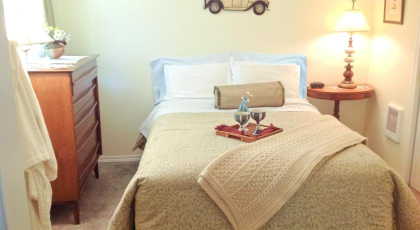 Мини-отель Tree Island Bed and Breakfast