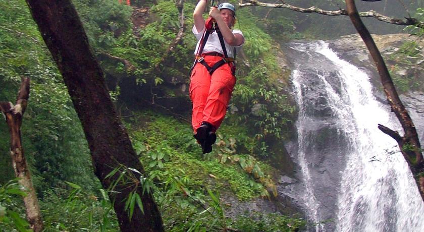 Отель Adventure Park & Hotel Vista Golfo