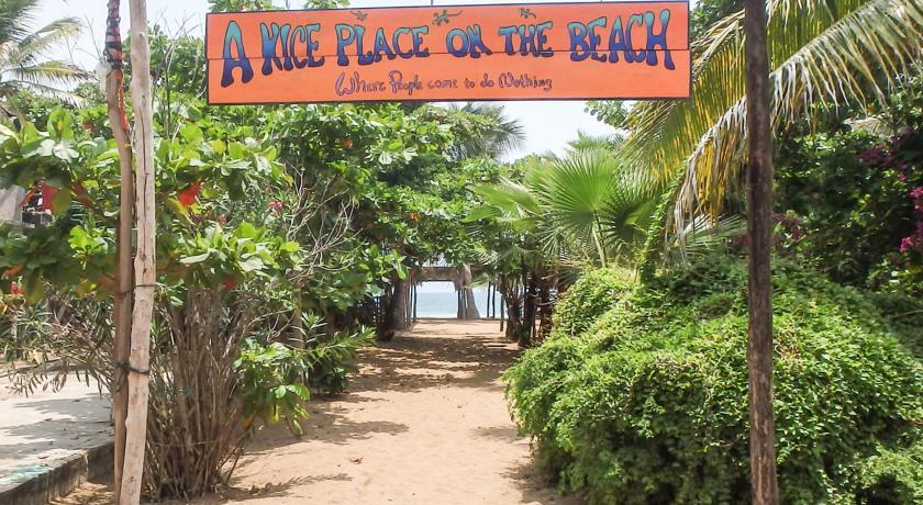 Хостел A Nice Place on the Beach