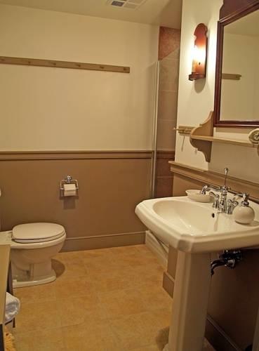 Мини-отель Bailey House Bed and Breakfast
