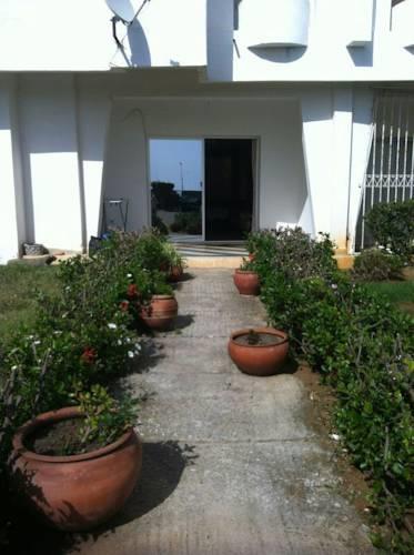 Апартаменты Achakar Beach Flat