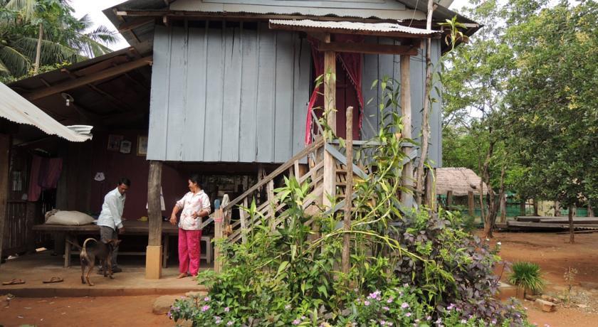 Отель Luek Khim Homestay