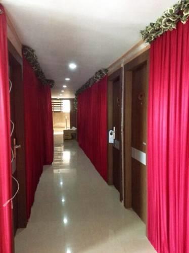 Отель The Z Suites
