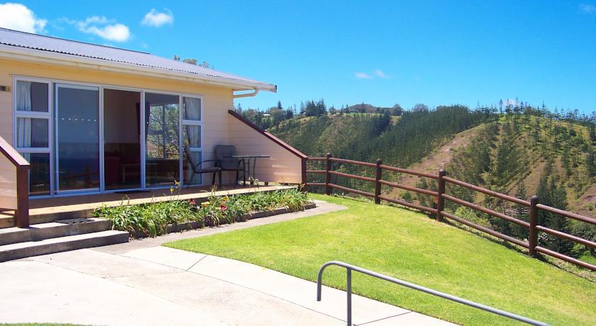 Апартаменты Islander Lodge Apartments