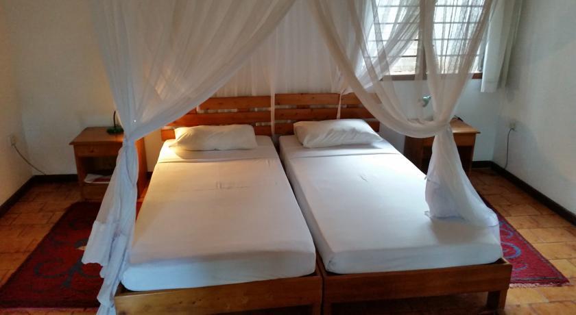 Отель Swiss Garden Hotel