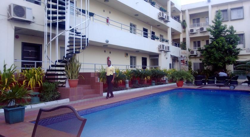Апартаменты Cata Apartment Hotel And Spa