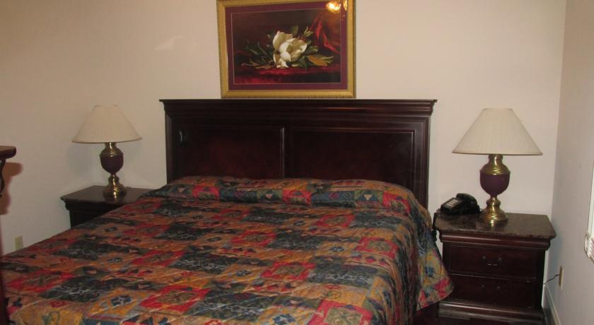 Апартаменты Plaza Suites of Metairie