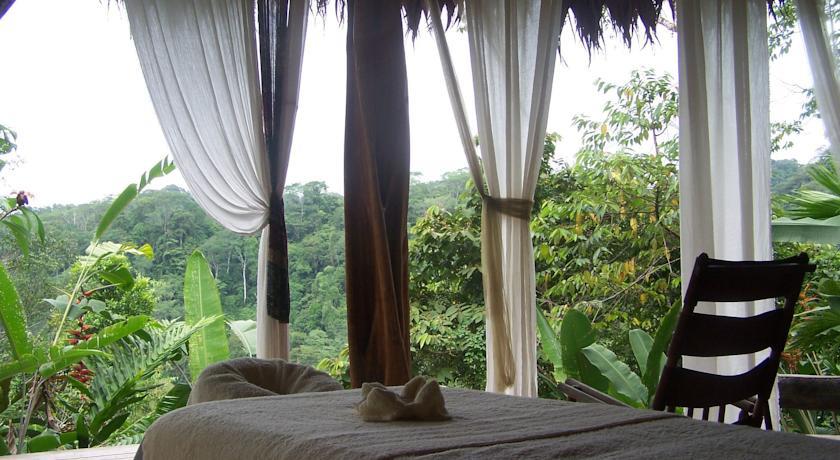 Отель Luna Lodge