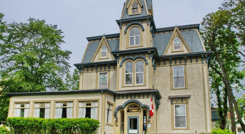 Мини-отель Bluenose Lodge and Victorian B&B Inn