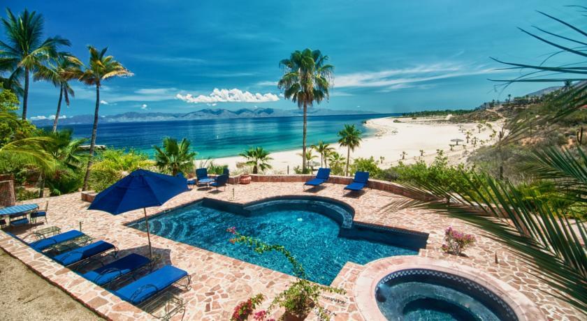 Отель Rancho Las Cruces