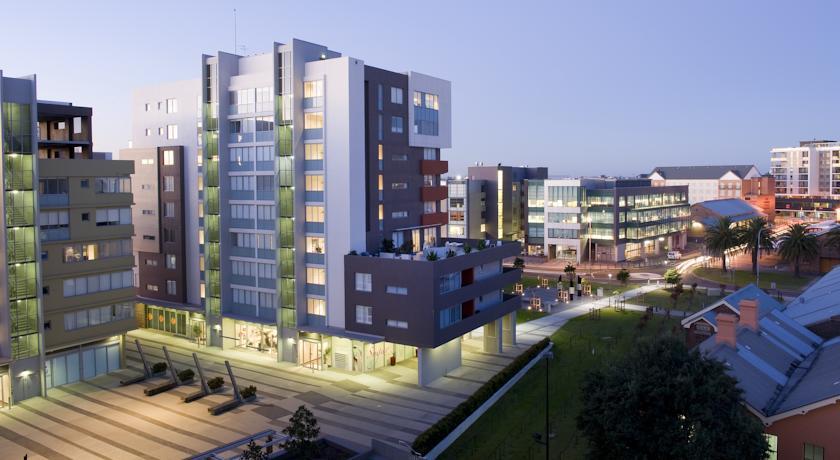 Апартаменты Chifley Apartments Newcastle