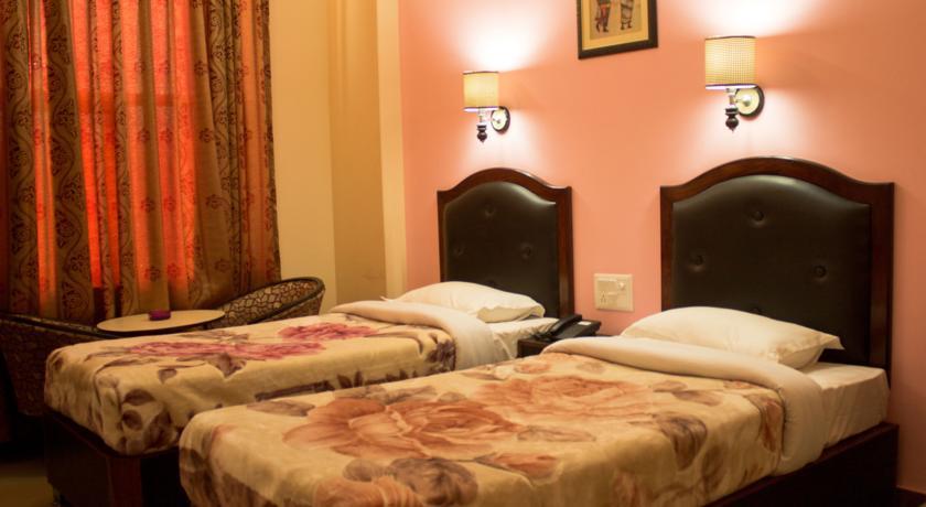 Отель Hotel Jalsa