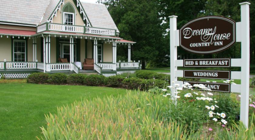 Мини-отель DreamHouse Country Inn