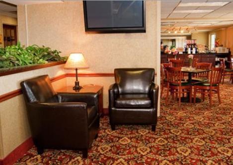 Отель Quality Inn & Suites Erlanger