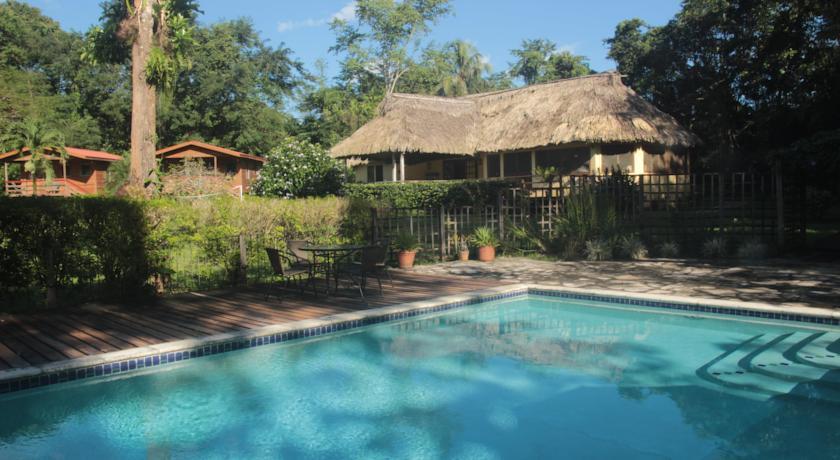 Отель The Lodge at Big Falls