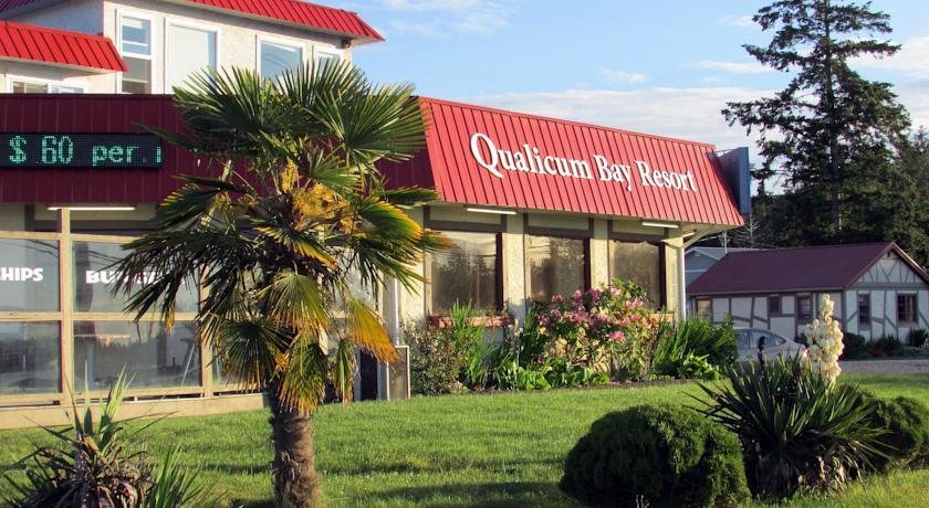 Отель Qualicum Bay Resort