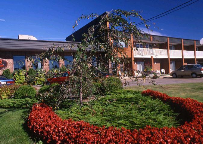 Отель Complexe Hotelier Pelchat