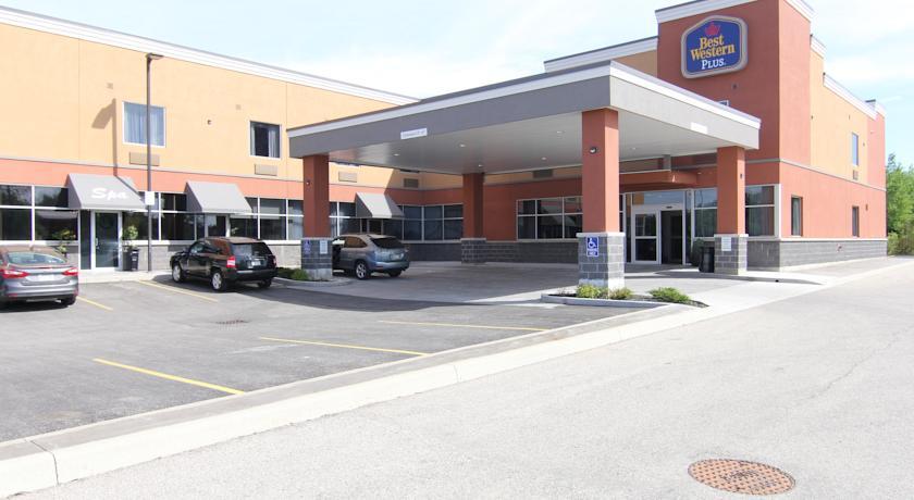 Отель Best Western Plus Fergus Hotel