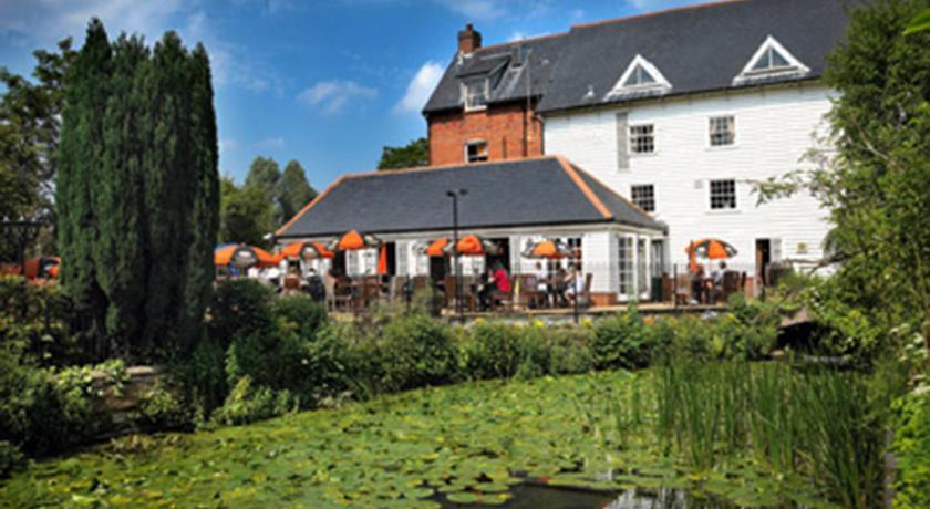 Отель Riverside Inn