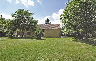 Апартаменты Holiday home Les Poulvelleries H-576
