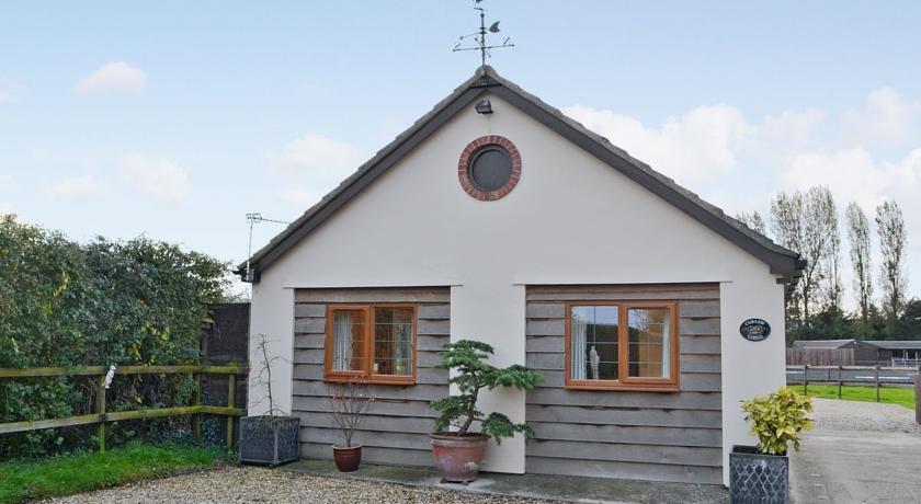 Отель Curlew Lodge