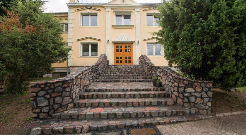 Отель Rezerwat Smaków Leśne Wrota
