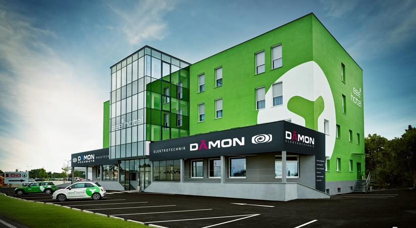 Отель eee hotel