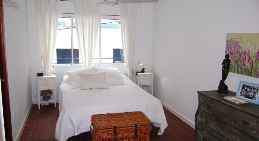 Apartamentos Empuries Bassols