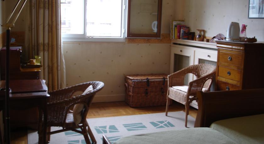 Отель Bed And Breakfast Kremlin Bicetre