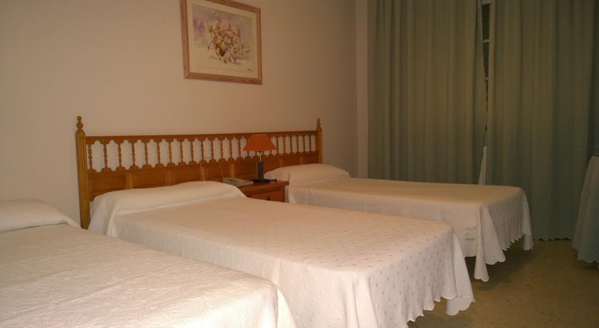 Отель Hotel Cemar