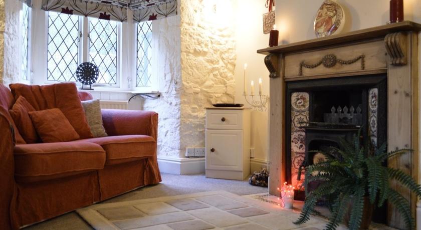 Luccombe Chine Lodge
