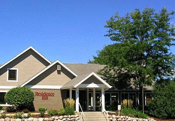 Отель Residence Inn Milwaukee Brookfield